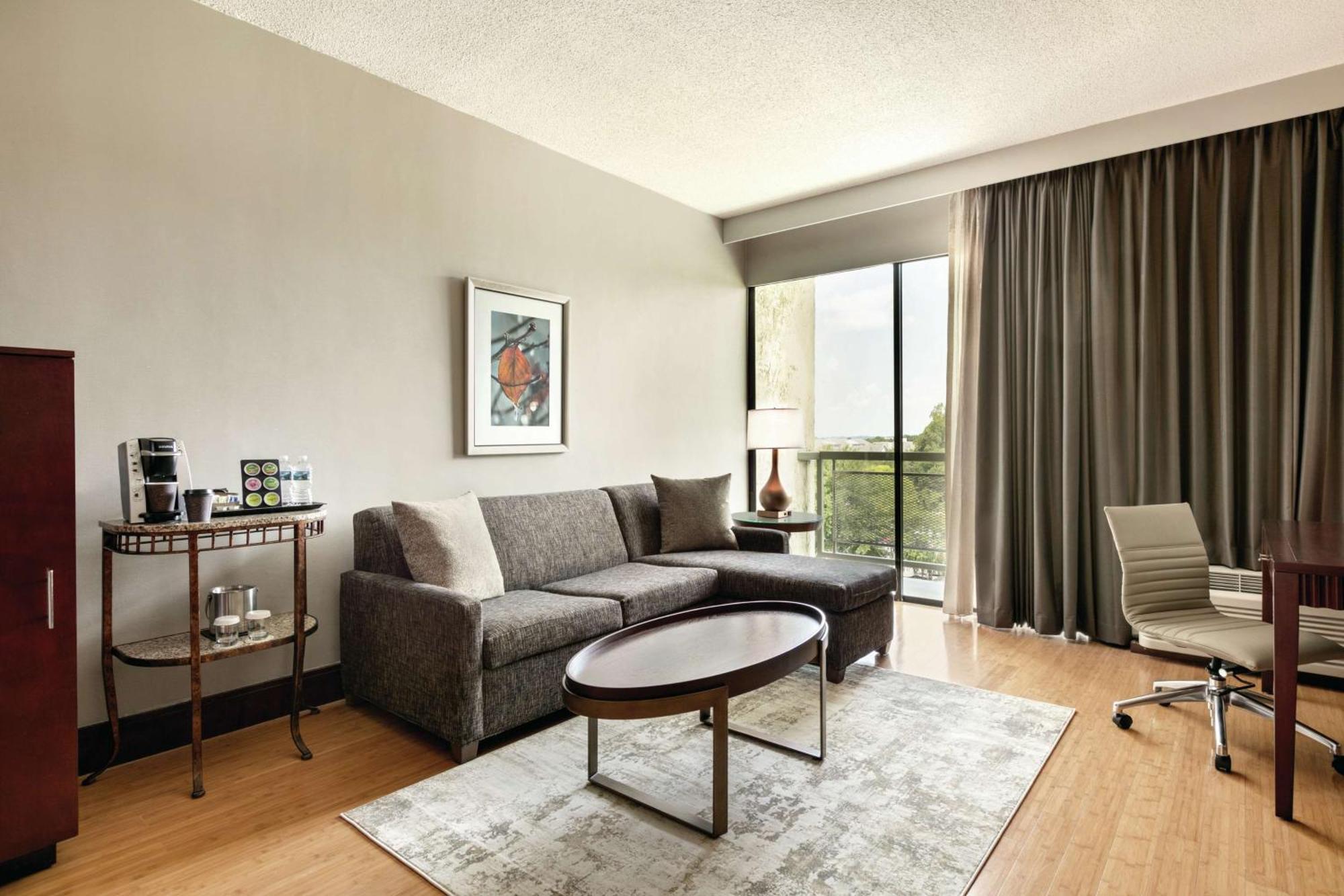 Doubletree By Hilton Atlanta Northeast/Northlake Tucker Dış mekan fotoğraf